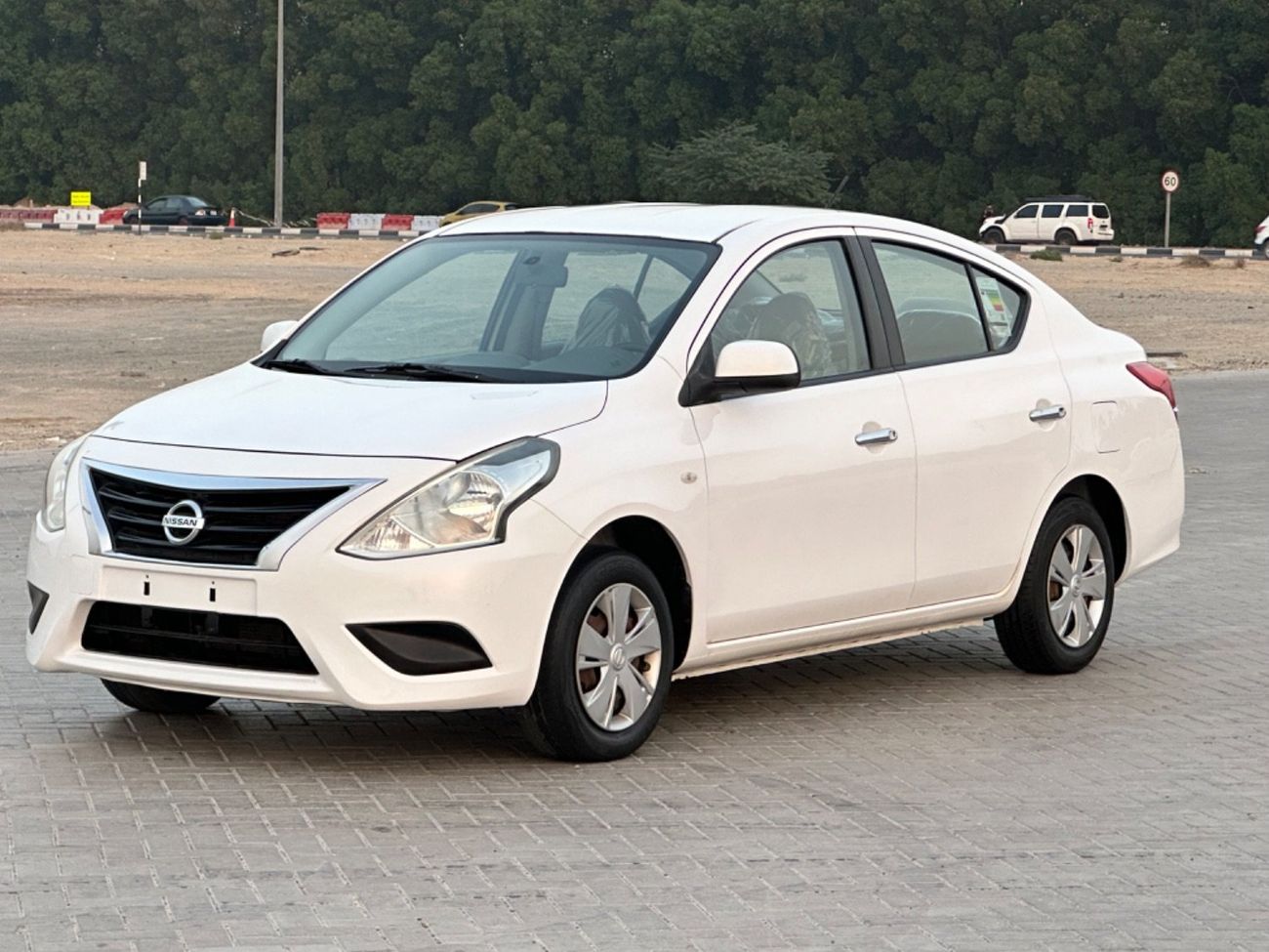 نيسان صني MODEL 2019 GCC CAR PERFECT CONDITION INSIDE AND OUT SIDE