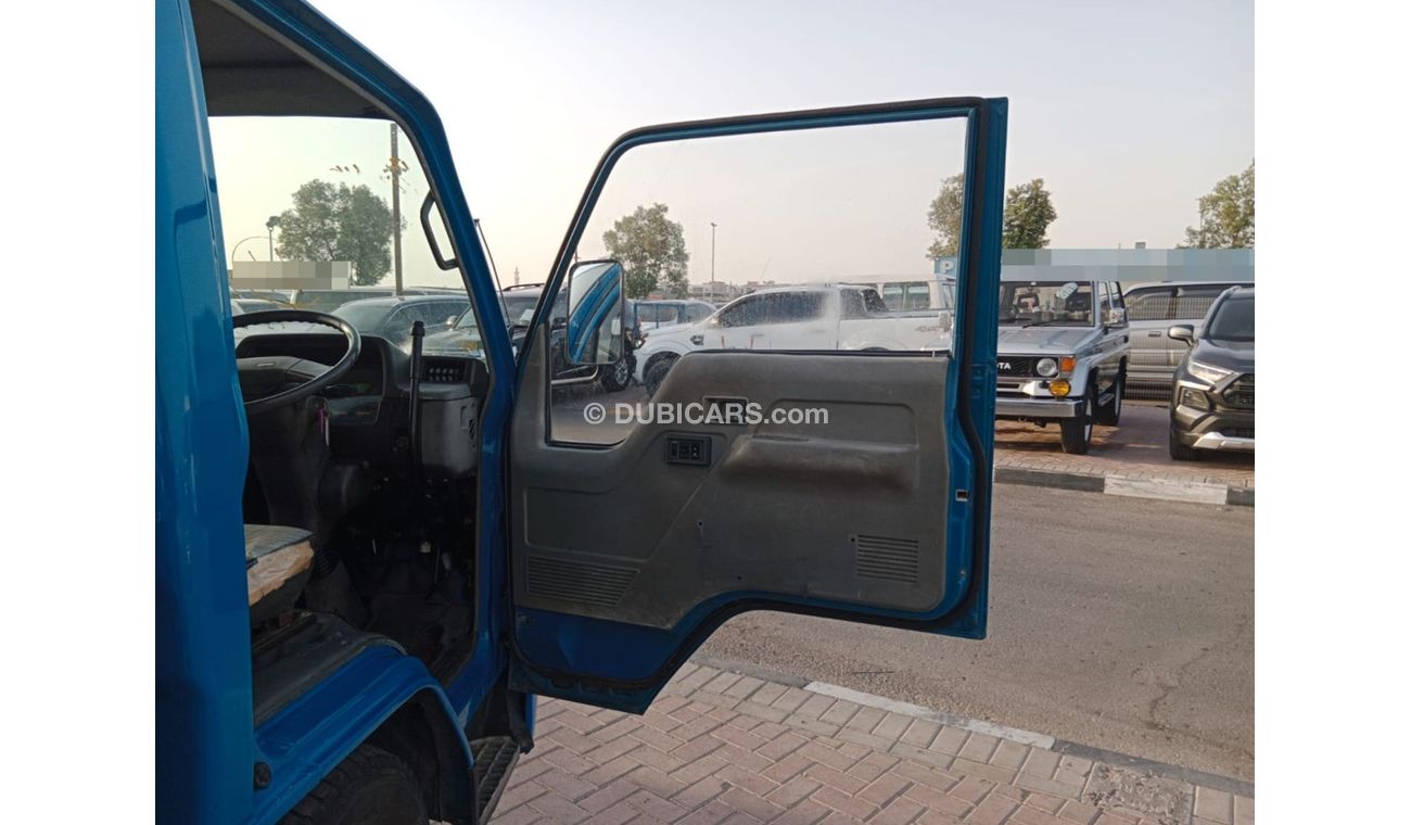 ميتسوبيشي فوسو كانتير MITSUBISHI CANTER TRUCK RIGHT HAND DRIVE(PM80901)