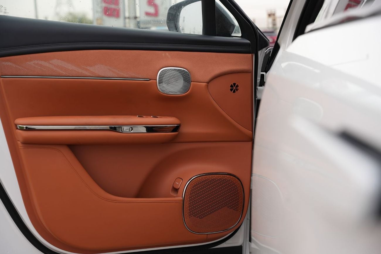 جي إي سي ترامبشي S7 Ultra AWD