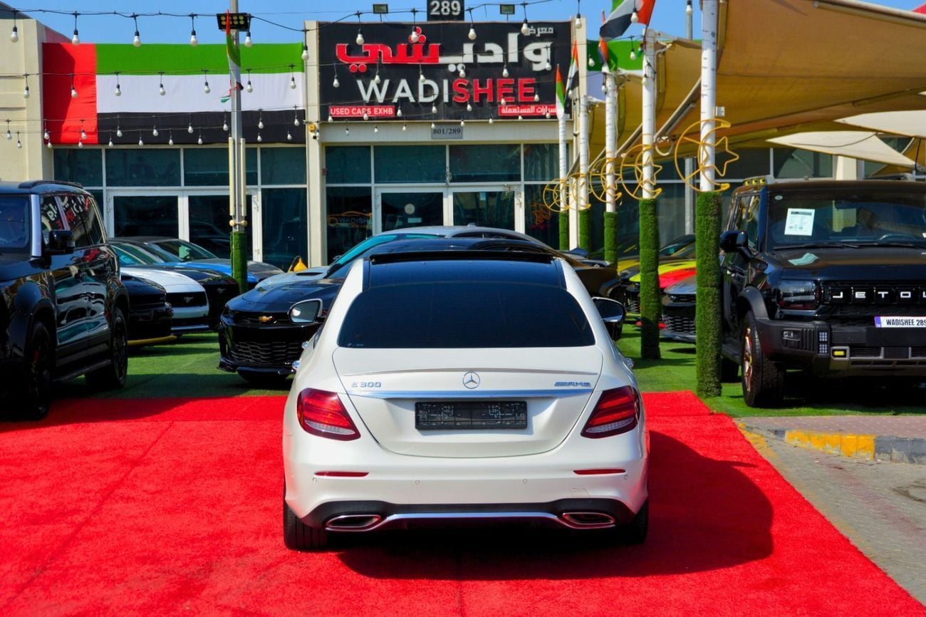 مرسيدس بنز E300 AMG Premium + 2.0L