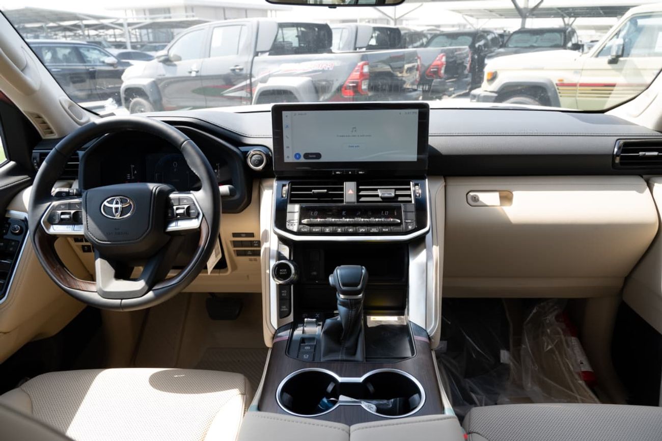 تويوتا لاند كروزر GXR V2 3.5L TT HEV 2026