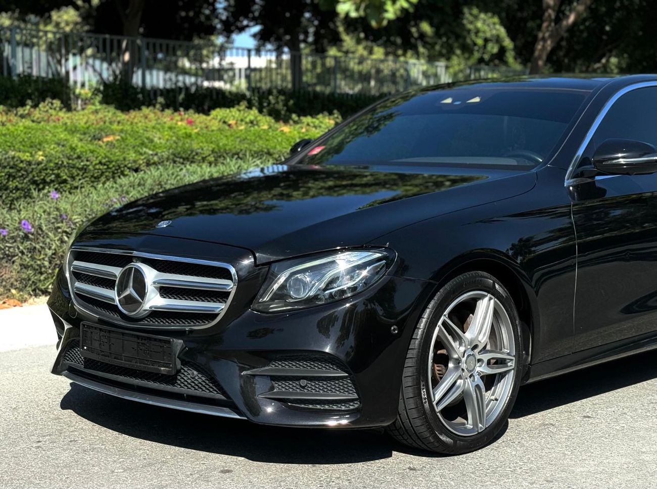 مرسيدس بنز E200