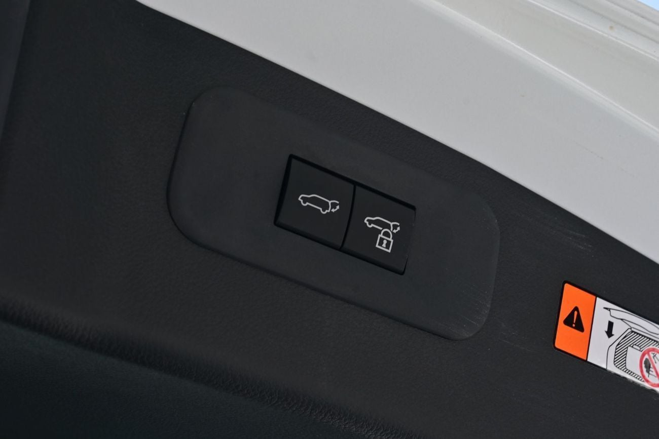Lexus NX 350h Lexus NX350h Platinum 2.5L Hybrid AWD, Model 2025 Color White