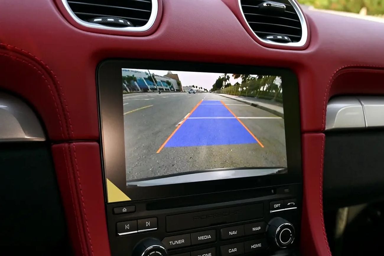 Porsche 718 Spyder 718 Spyder Manual | Grey | 4.0L Flat-6 | 414 HP | 3,267 KM