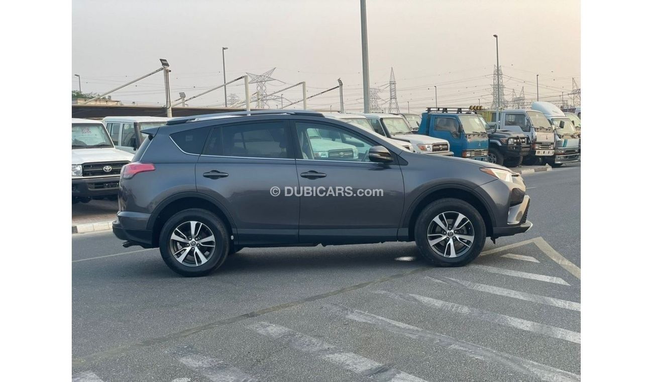 Toyota RAV4 2018 Toyota Rav4 XLE 2.5L V4 - EXPORT ONLY