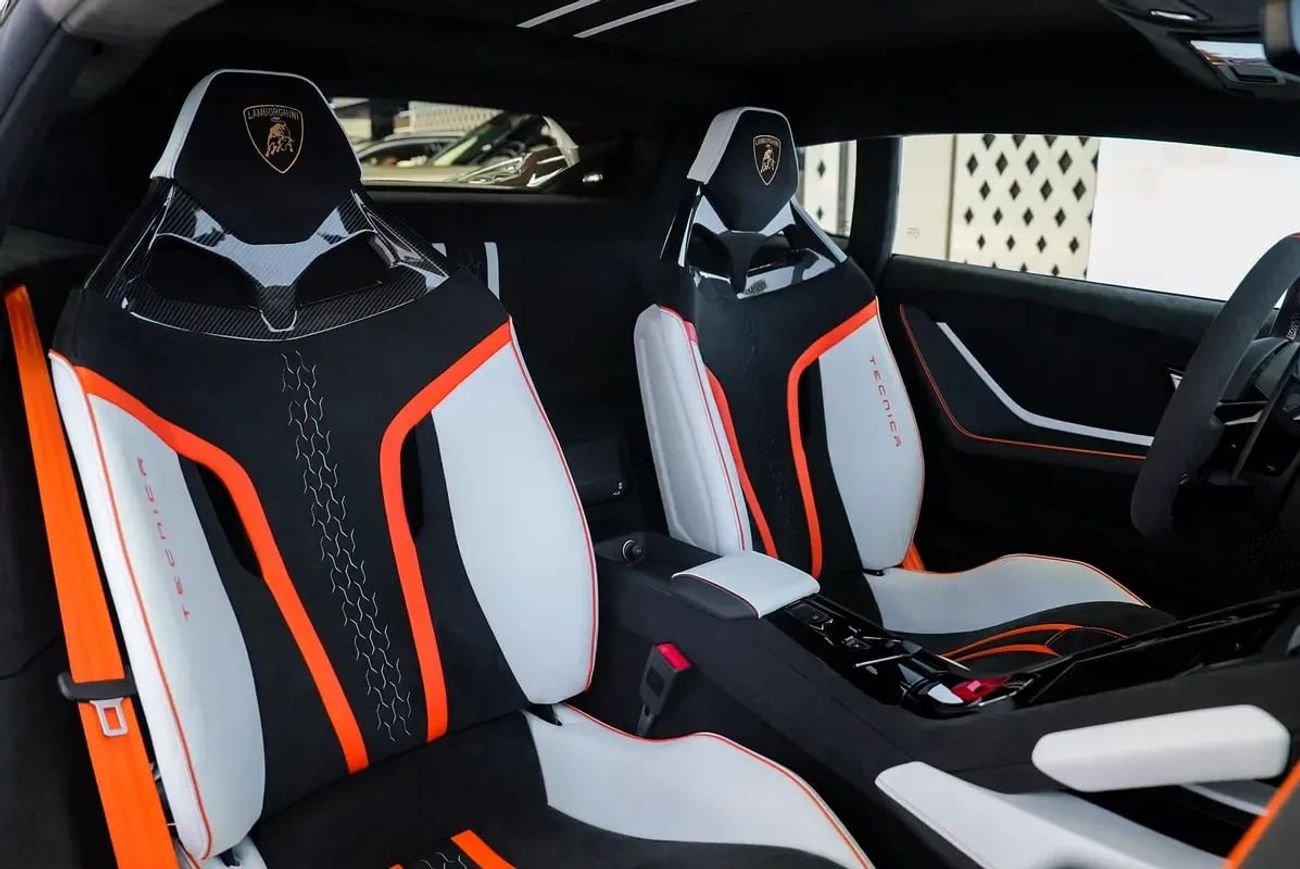 Lamborghini Huracan TECNICA