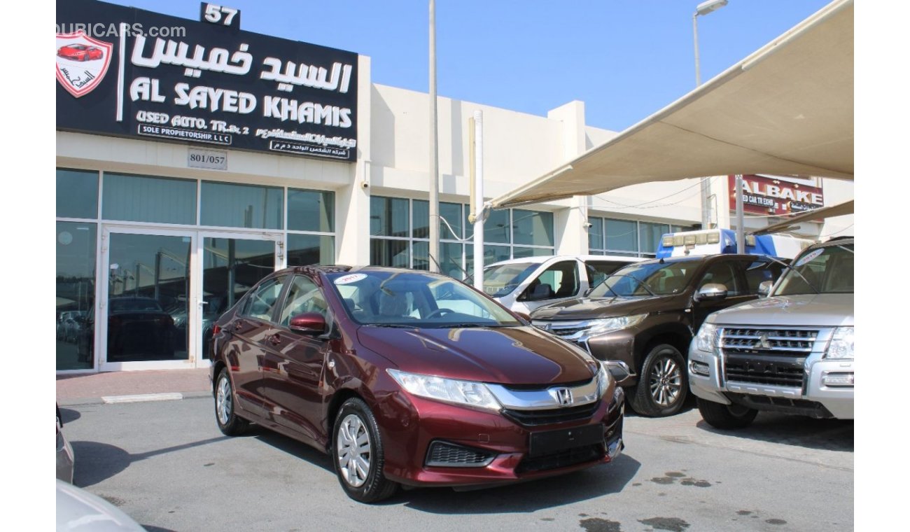 Honda City EX ACCIDENTS FREE - GCC - ORINAL PAINT - ENGINE SIZE 1500 CC - PERFECT CONDITION INSIDE OUT