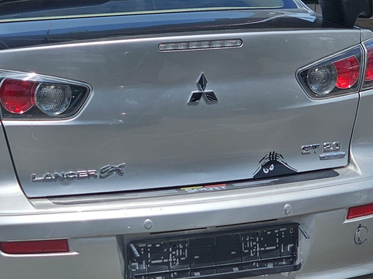 ميتسوبيشي لانسر