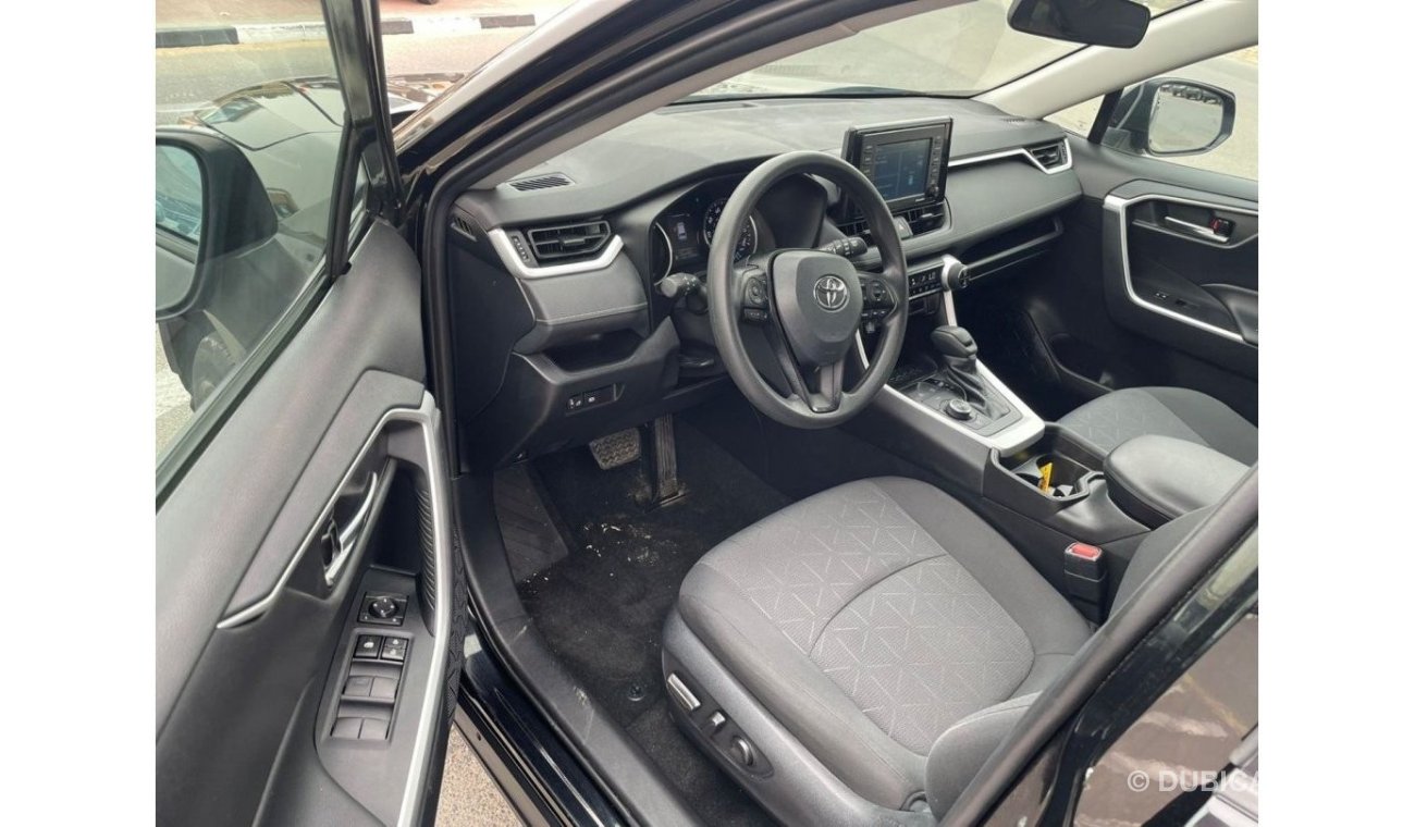 Toyota RAV4 2021 Toyota RAV4 XLE Hybrid Fuel 4x4 AWD - UAE PASS