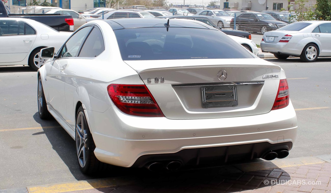 Mercedes-Benz C 63 Coupe