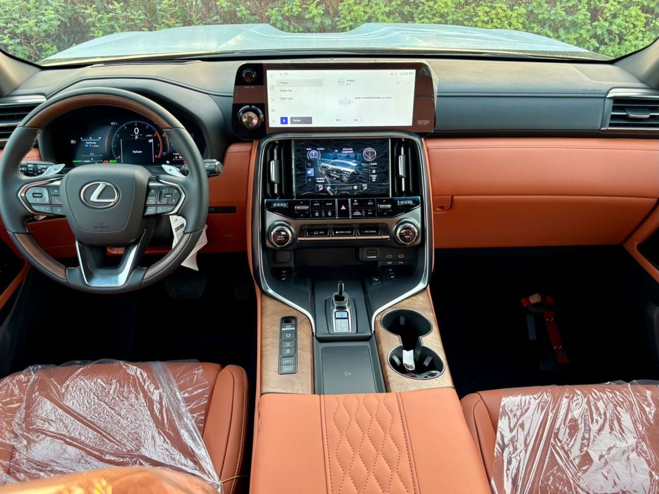 Lexus LX700h VIP