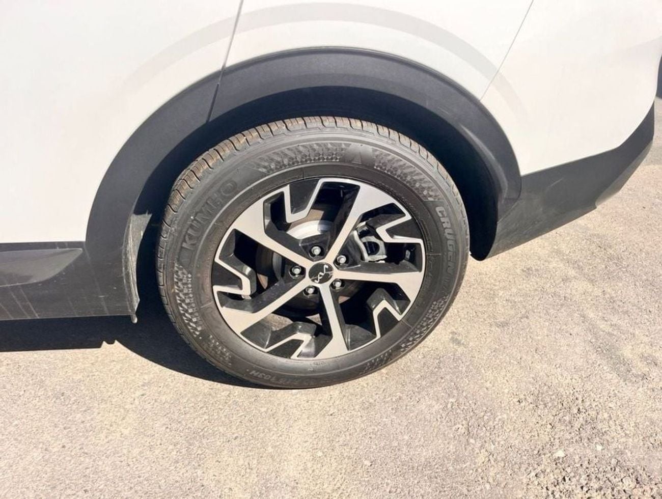 كيا سبورتيج DLX Hybrid,2.0L ,Chines spec,  Full option