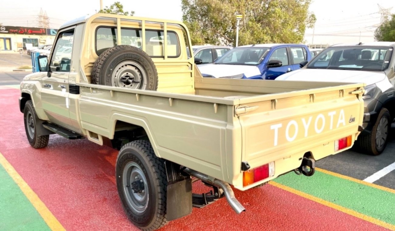 تويوتا لاند كروزر بيك آب TOYOTA LAND CRUISER PICK UP 4.2L DIESEL