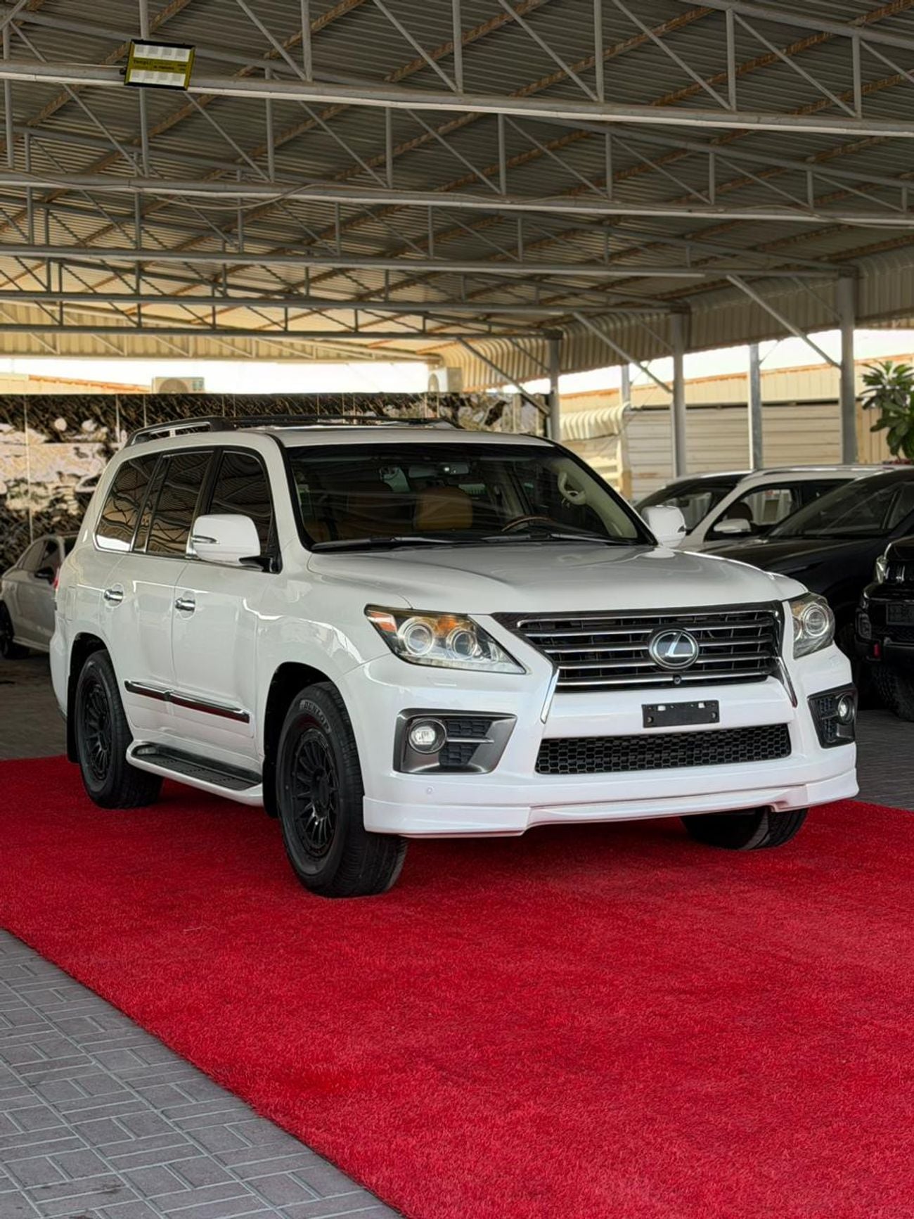 Lexus LX570 SPORT PLATINUM