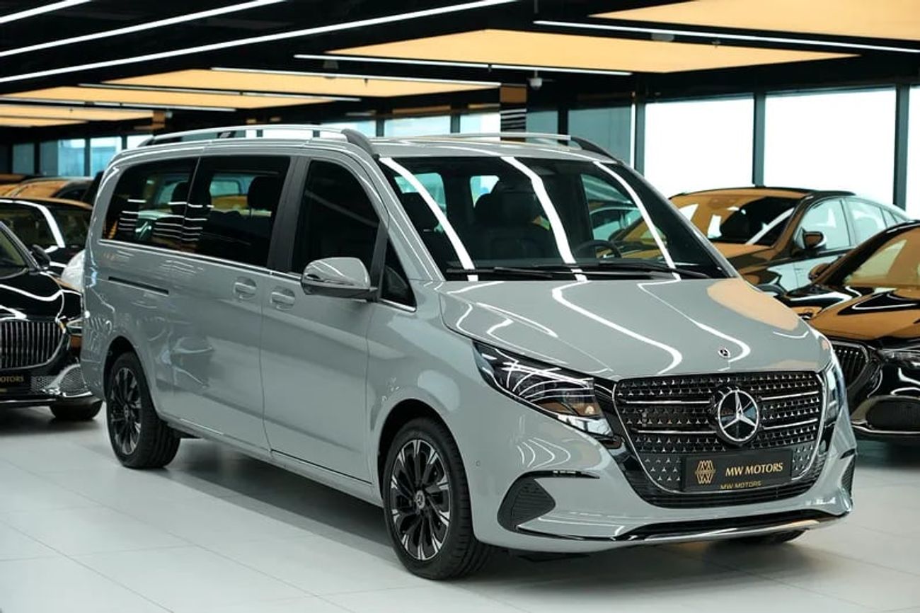 Mercedes Maybach V Class Maybach Mercede-Benz V 300 AVANTGARDE | GCC 0km | Agency Warranty | 360 View | 64 colors Ambeint Lights