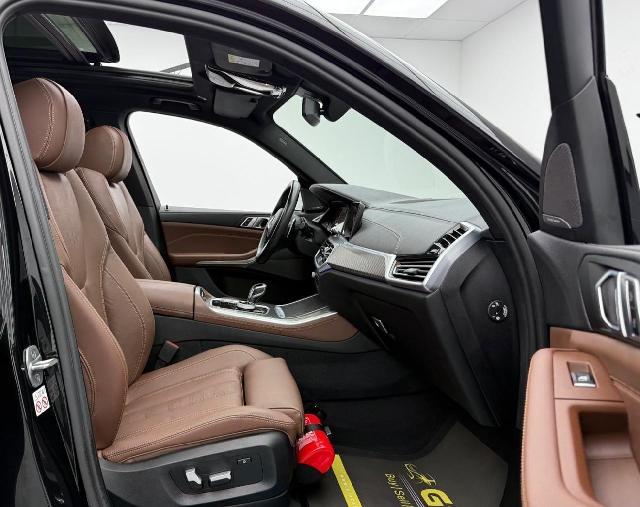 BMW X5 2023 BMW X5 xDrive40i M-Kit, 2027 BMW Warranty + Service Pack, Full BMW Service History, GCC