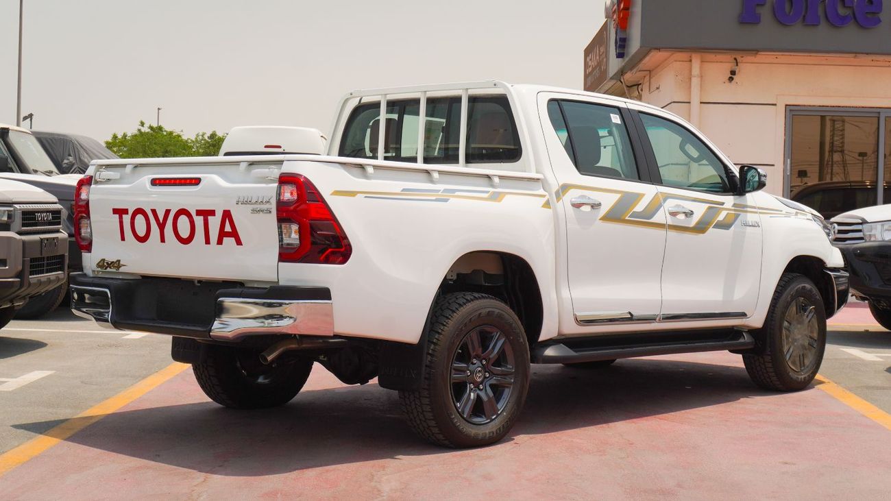 تويوتا هيلوكس TOYOTA HILUX SR5 2.7L PETROL