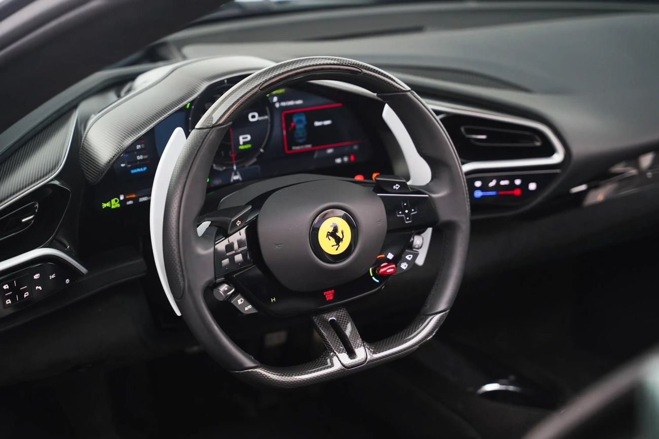 فيراري 296 GTB GTS
