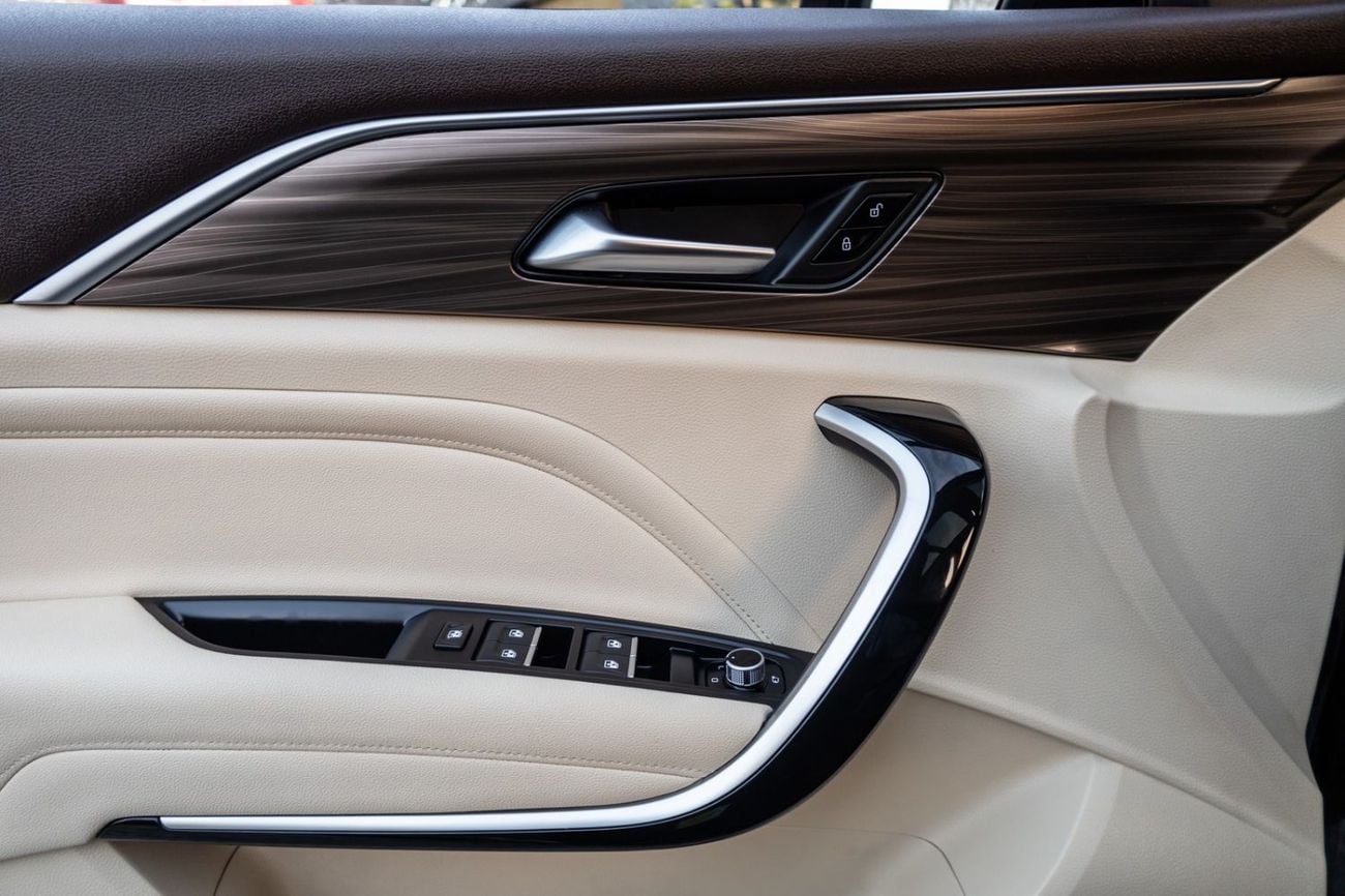 Bestune T77 Bestune T77 Luxury 2024 2024 GCC | Agency Warranty | Service Contract for 858.00 AED monthly