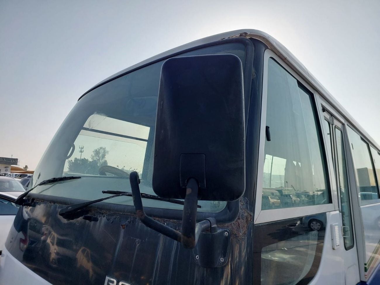 ميتسوبيشي روزا (RAMADAN OFFER) MITSUBISHI ROSA BUS RHD 2004 MODEL 5.2 L DIESEL MANUAL(PM00303)