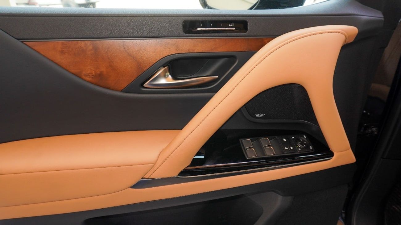 Lexus LX 600 Prestige 3.5L