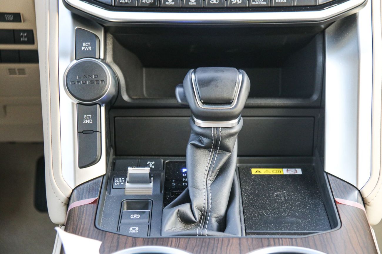 Toyota Land Cruiser Toyota Land Cruiser GXR 4.0L 2024 | With Accessories