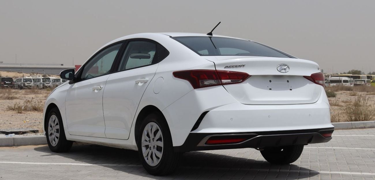 Hyundai Accent A 2023 Hyundai Accent car in excellent condition, Gulf spec, with no accidents and a mileage of 58,0