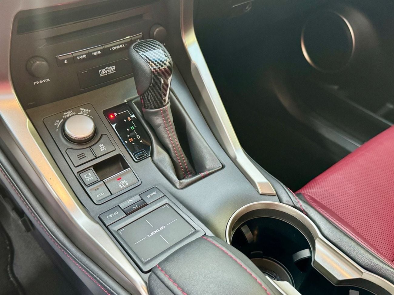 Lexus NX200t F SPORT PLATINUM