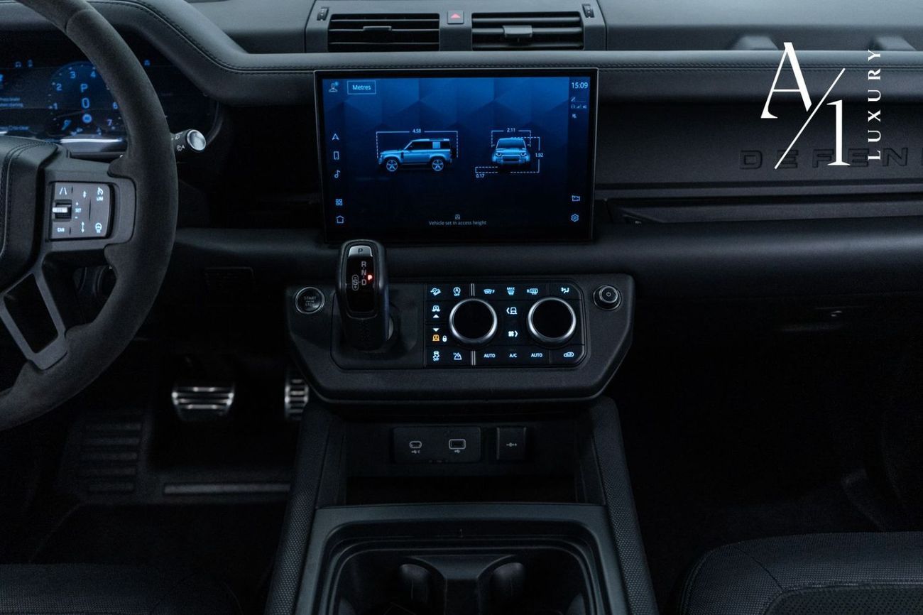 Land Rover Defender 90 P525 V8 Edition 2023 Land Rover Defender, Warranty, Service History, Excellent Condition