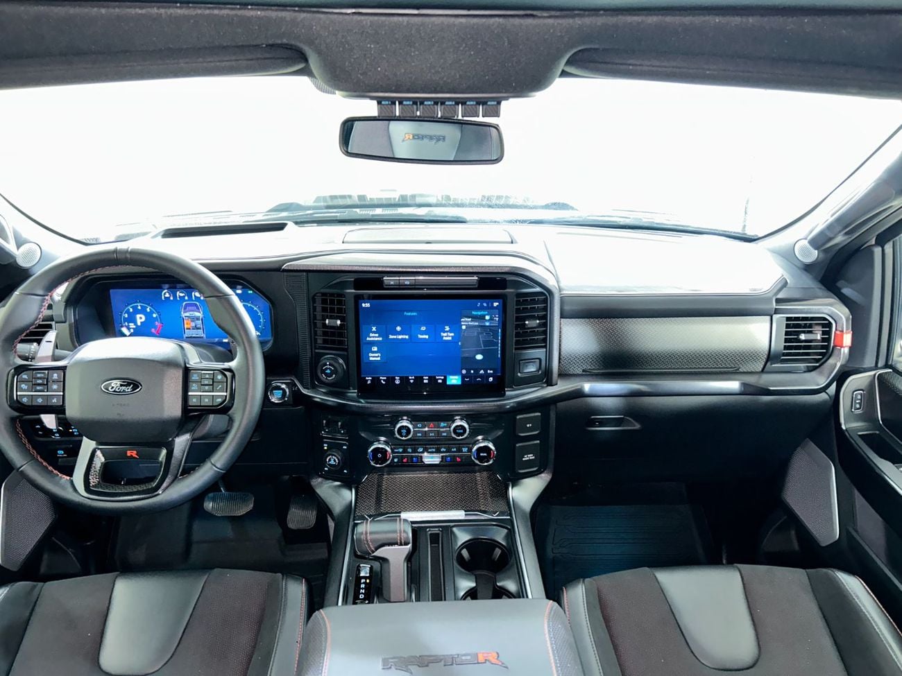 Ford F-150 RAPTOR CREW CAB LUX RP1824 /AL TAYER MOTORS / AL QOUZ SHOWROOM