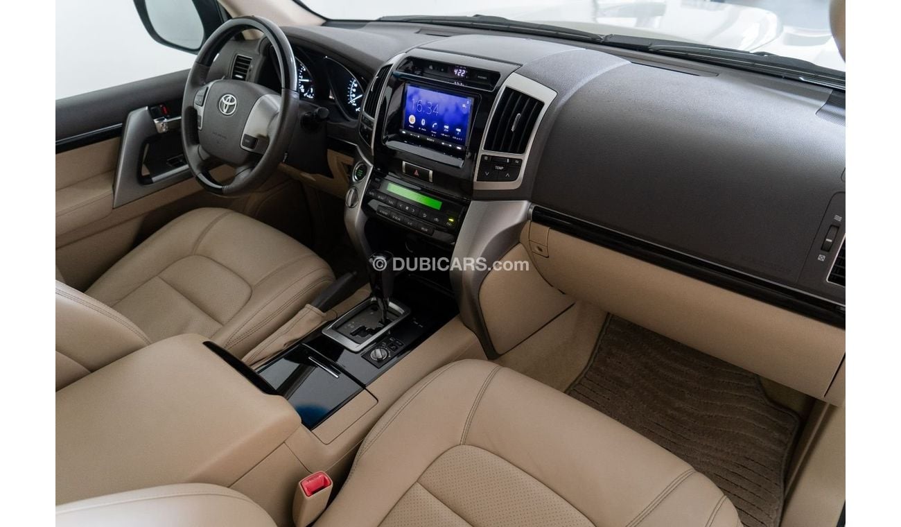 Toyota Land Cruiser 2015 Land Cruiser V8 Extreme Arctic Truck / AT33 conversion / Full Toyota Service History