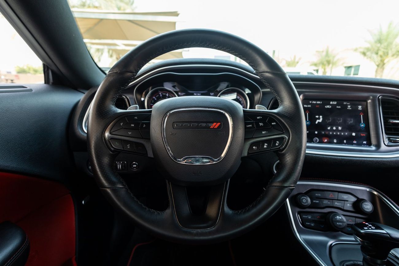 Dodge Challenger R/T 5.7L (370 HP)