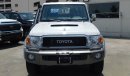 Toyota Land Cruiser Pick Up 79 DOUBLE CAB LX LIMITED V8 4.5L DIESEL 6 SEAT MANUAL TRANSMISSION