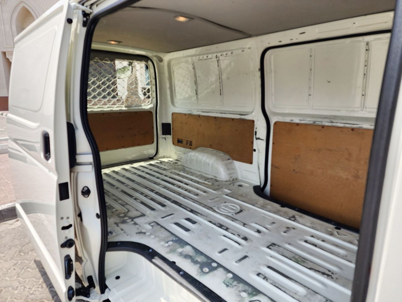 Toyota Hiace GL -Standard Roof  Panal Van 2.7L