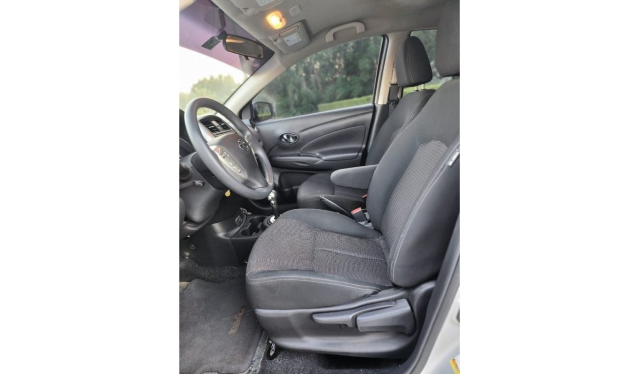 Nissan Versa