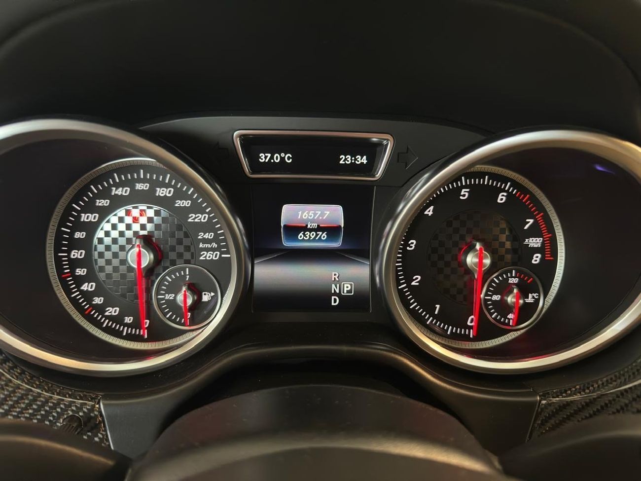 مرسيدس بنز GLE 43 AMG MERCEDES GLE 43 AMG COUPE 2017 | DESIGNO PACKAGE | CARBON INTERIOR TRIM | 22” AMG DOUBLE SPOKE WHEEL