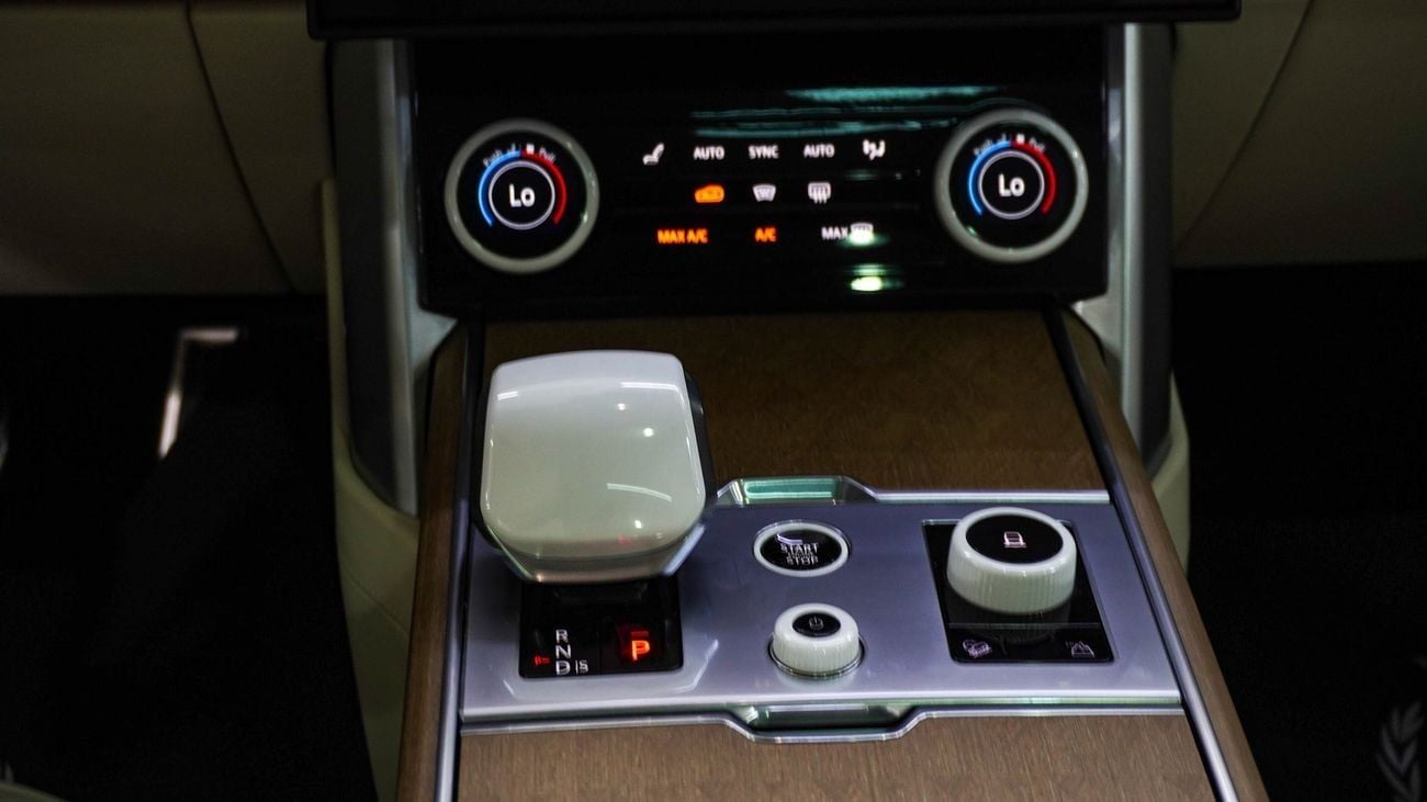 Land Rover Range Rover SV