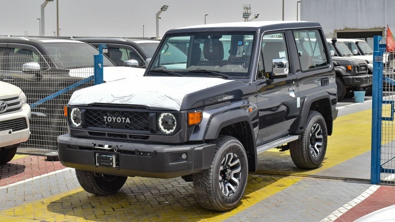 Toyota Land Cruiser 70 4.0L V6 A/T