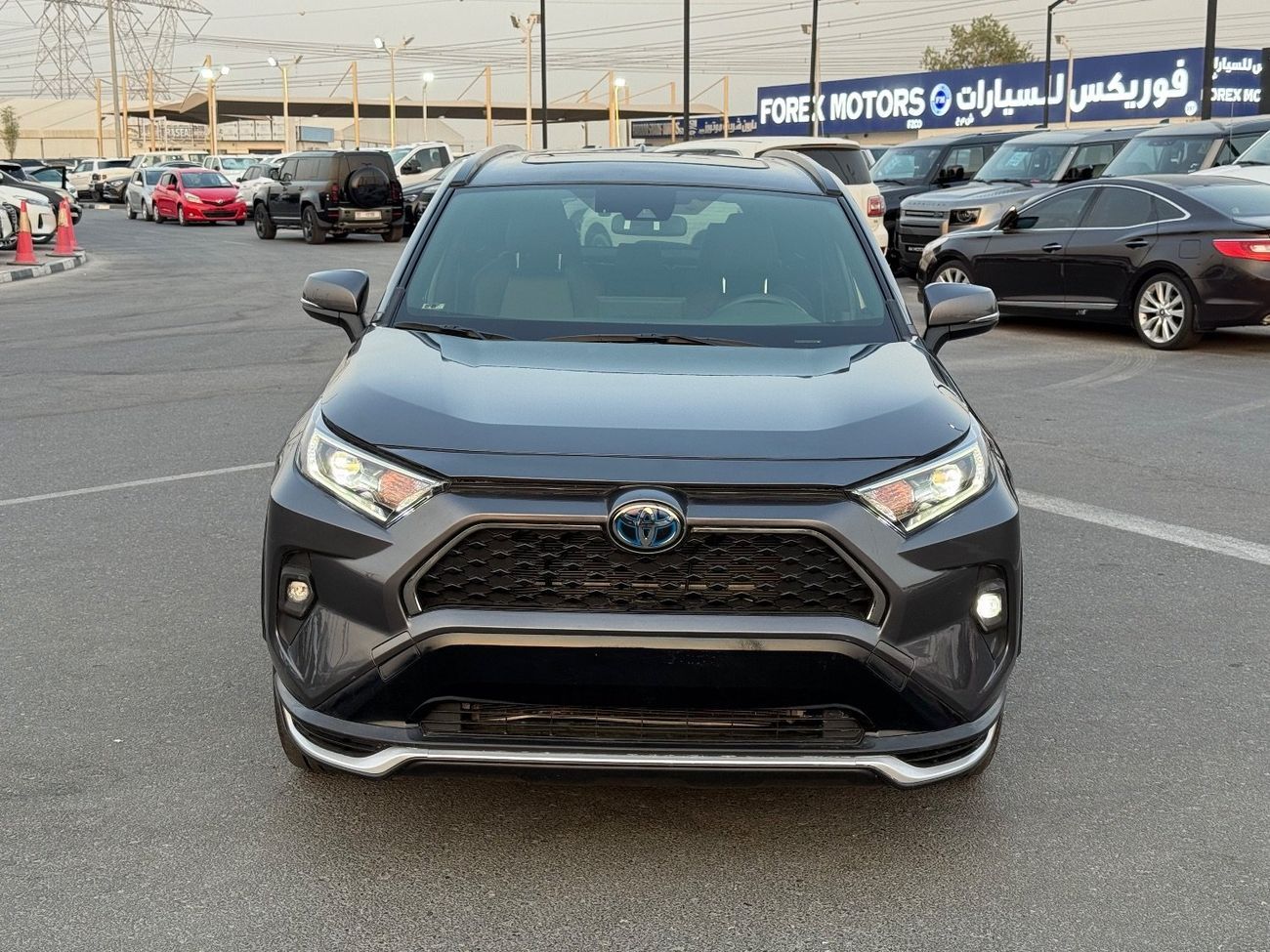 تويوتا راف ٤ VXR HEV 2.5L (219 HP) AWD 2021 TOYOTA RAV4 PRIME SE PLUG-IN HYBRID 4x4 FULL OPTIONS IMPORTED FROM US