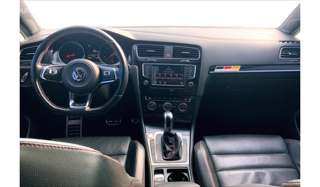 Volkswagen Golf GTI