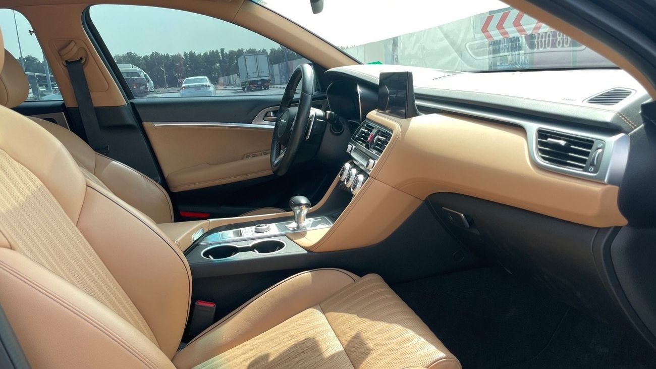 جينيسس G70 Platinum 2.0L AWD