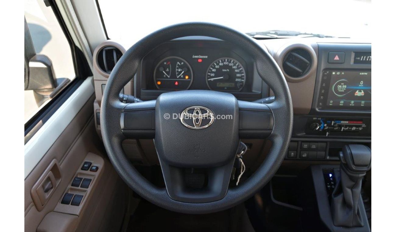 Toyota Land Cruiser Pick Up 79 Double Cabin 2.8L Turbo Diesel 4WD Automatic