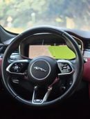 Jaguar F-PACE R-DYNAMIC SE P250 JAGUAR F-PACE R-DYNAMIC 2023 GCC // AWD // ORIGINAL PAINT // FULL CAR PPF // ACCID