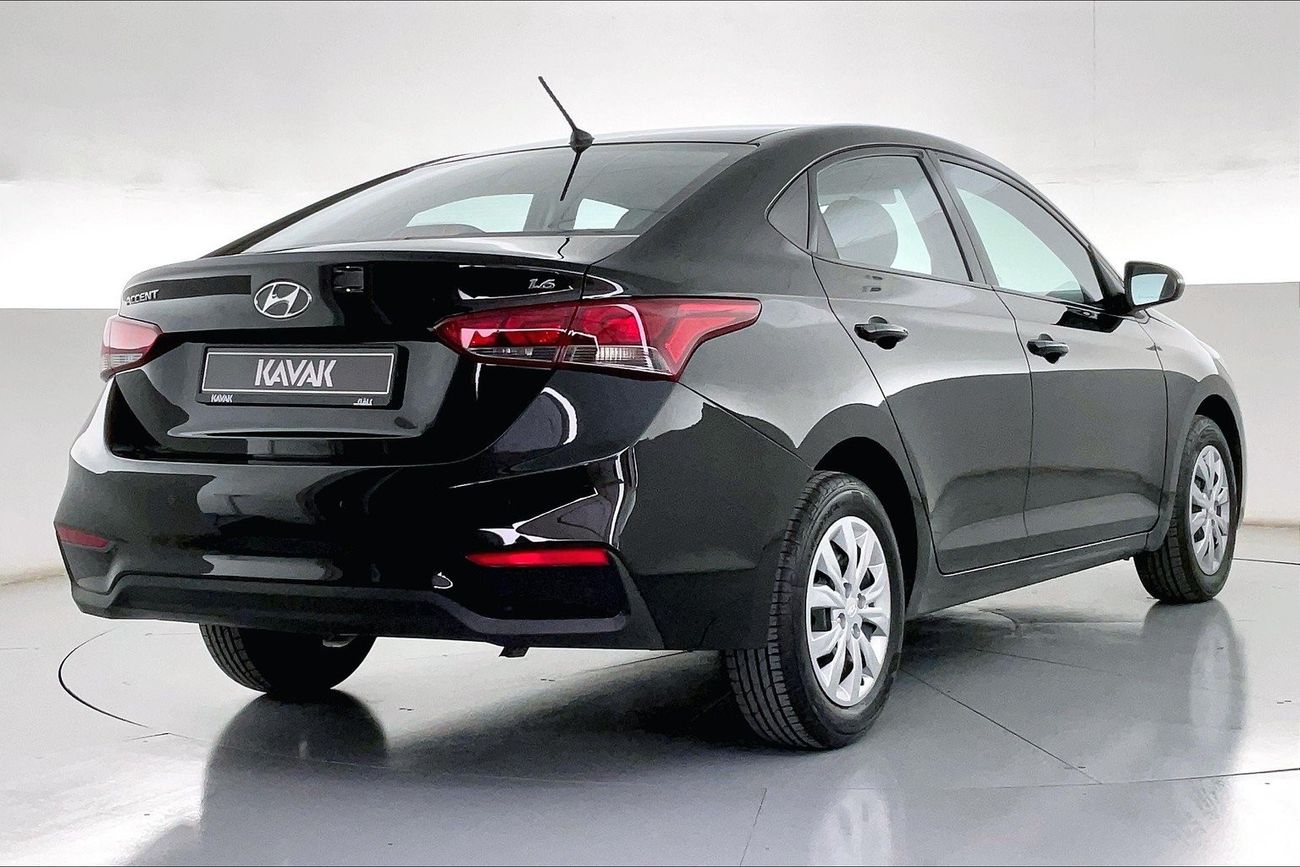 هيونداي أكسنت Smart / GL | عرض العيد الحصري | خالية من أضرار الفيضانات