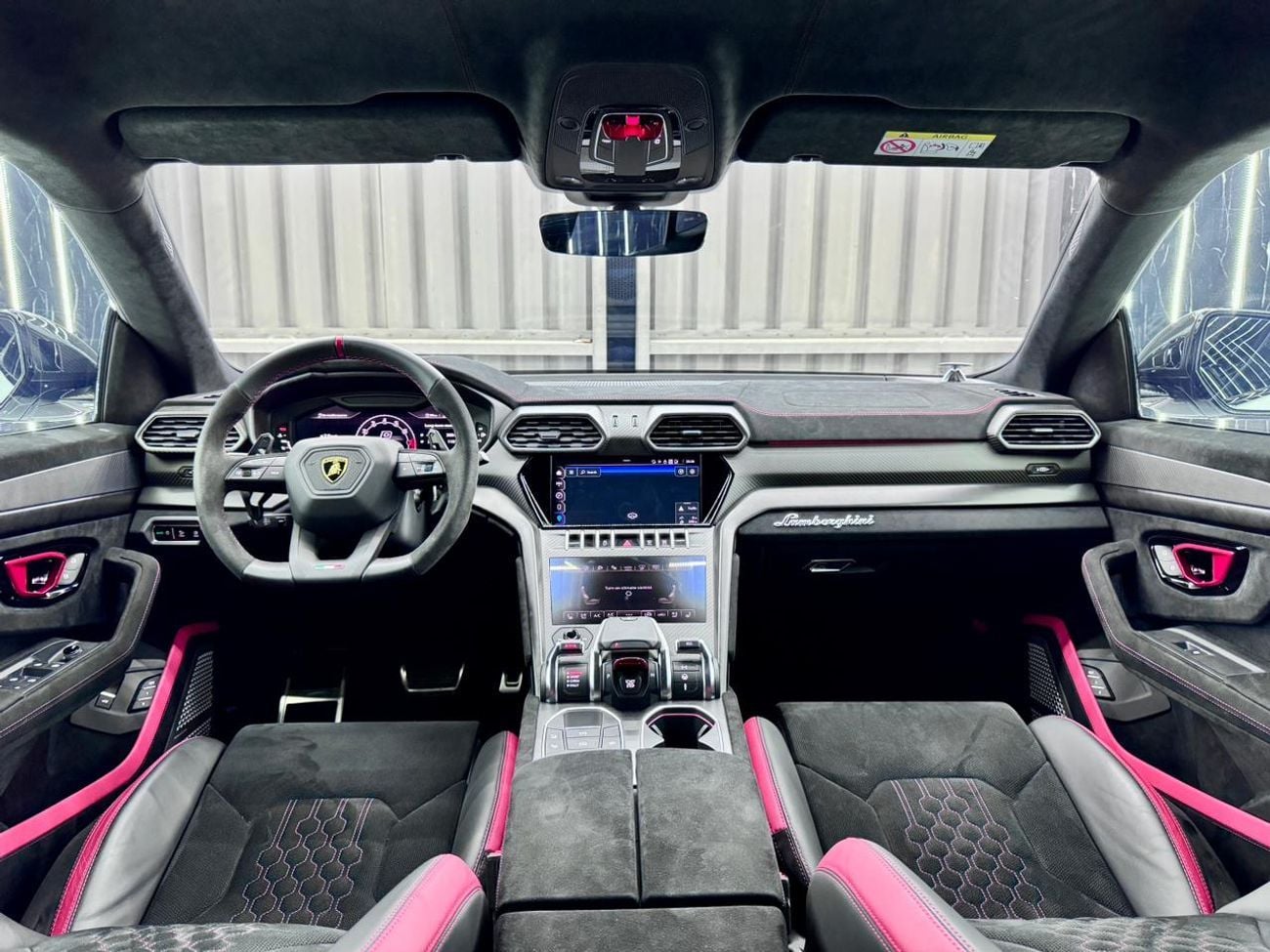 لامبورغيني اوروس 4.0T V8 Performante