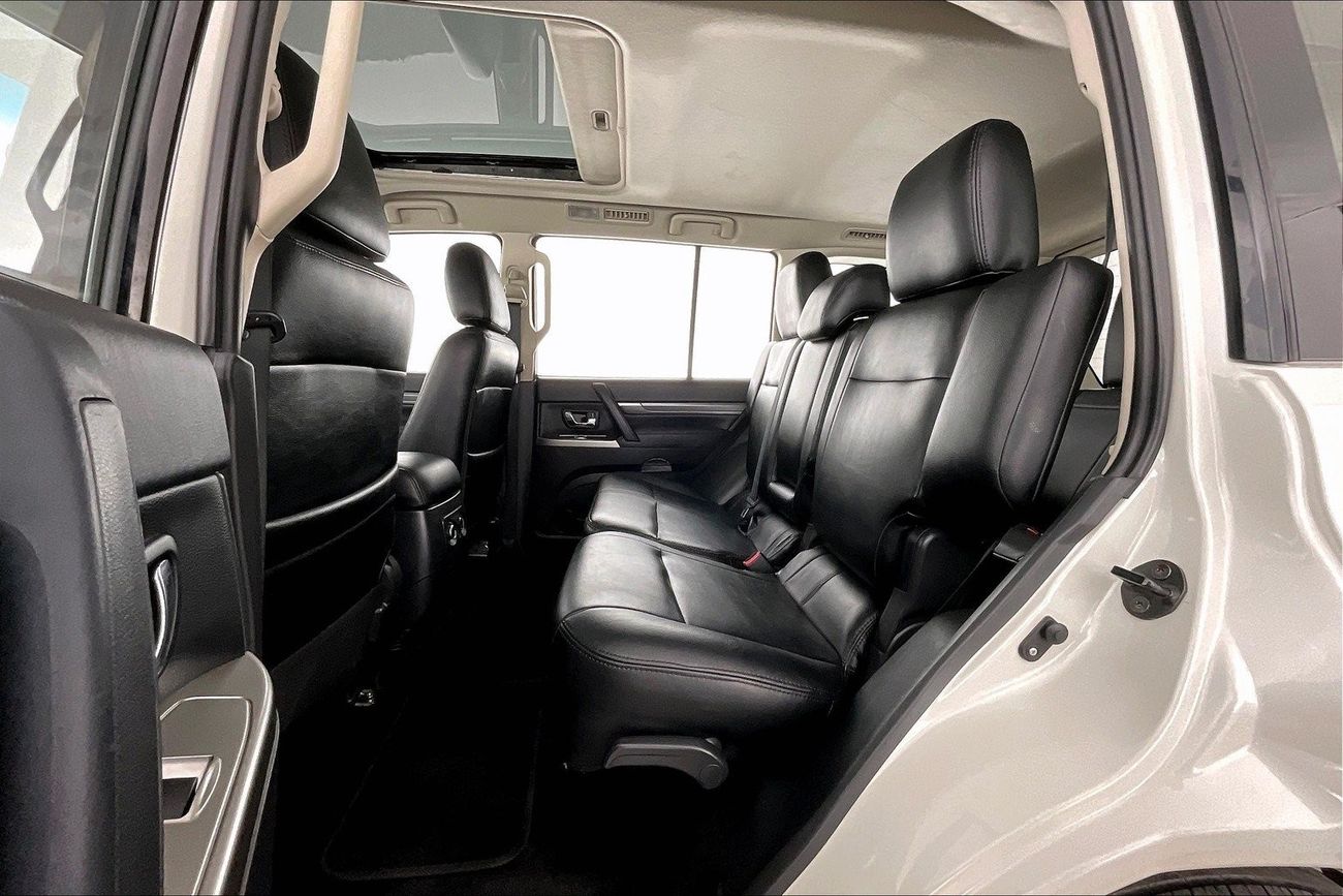 تويوتا برادو Adventure | شامل الضمان | 0 ﺪﻔﻋﺓ ﺃﻮﻟﻯ