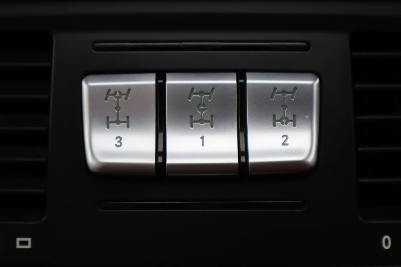 مرسيدس بنز G 63 AMG Std 5.5L