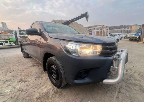 Toyota Hilux GL Diesel 2.4L ,Right Hand Drive ,2wd ,Manual Gear