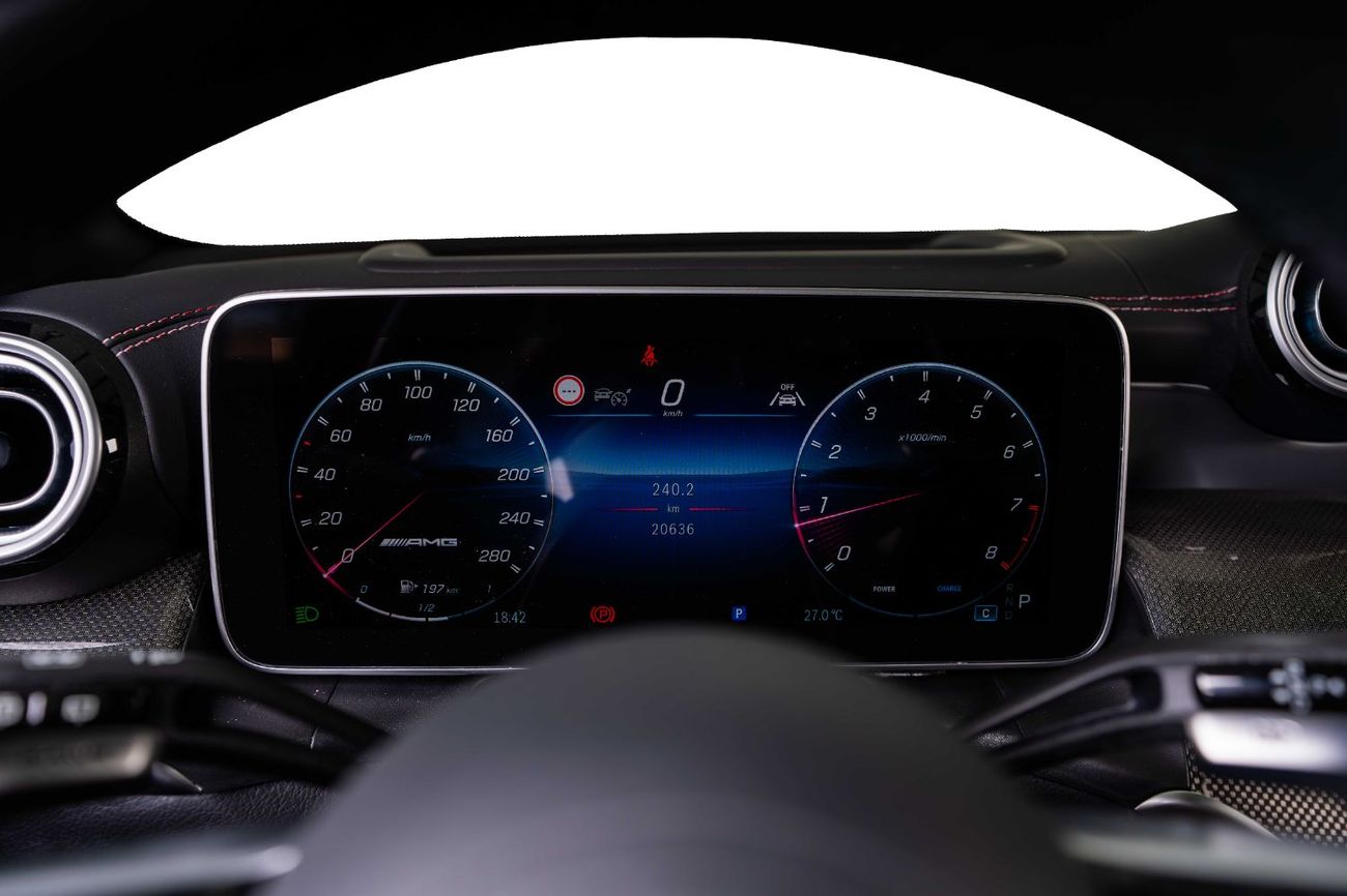 مرسيدس بنز GLC 43 AMG 4 MATIC-Night Package-Red Seat Belts-High Specifications