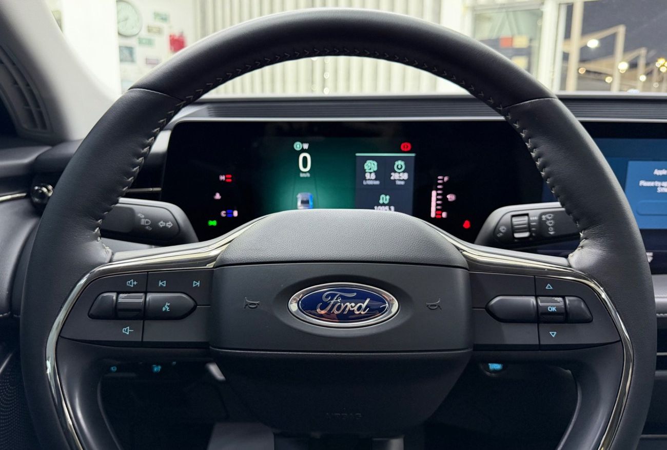 فورد توروس GCC .. FSH .. Perfect condition .. Sunroof